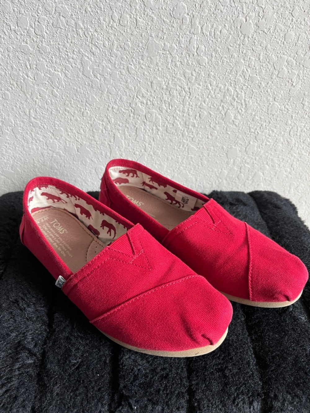 TOMS Classic Canvas Slip-On Shoes in Red